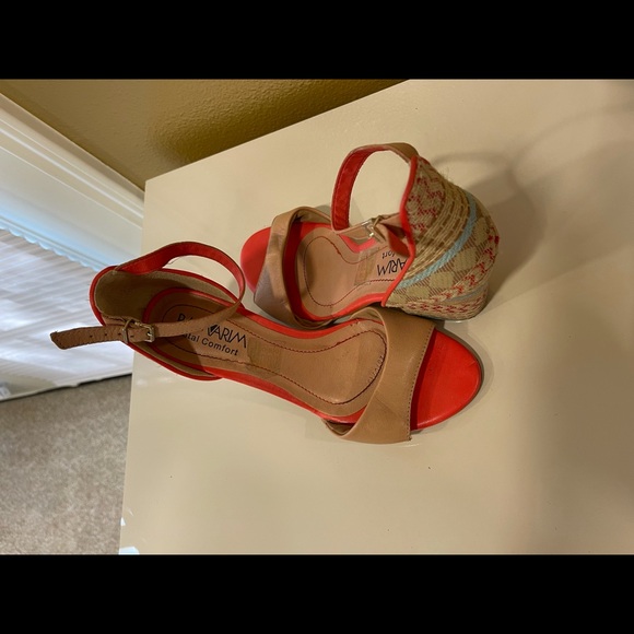 Super comfortable - Picture 2 of 3